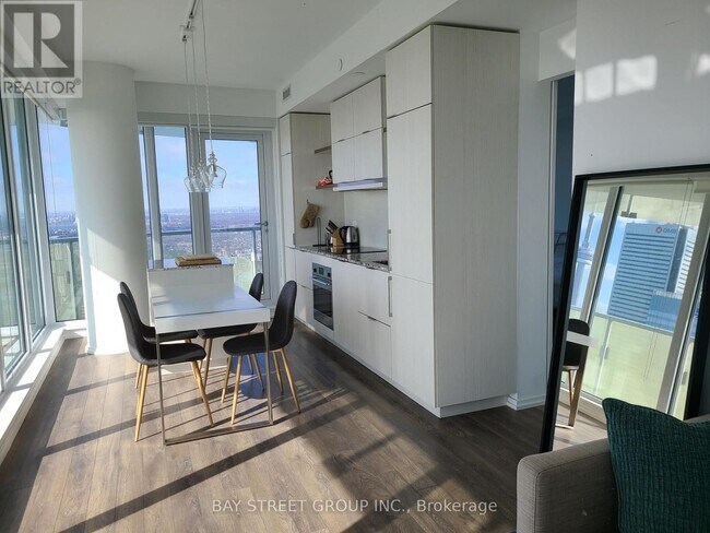 Photo du bâtiment - 197 Yonge St