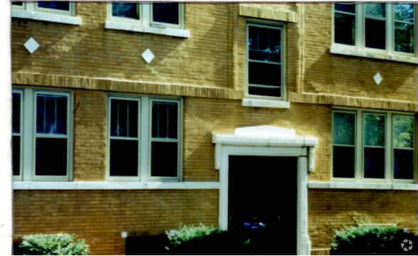 Building Photo - 3345 N Central Park Ave