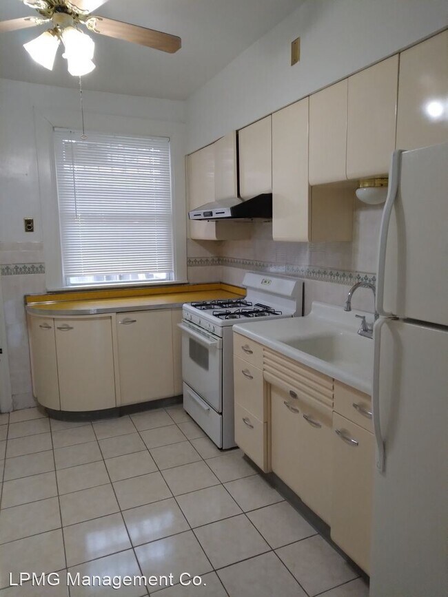 Building Photo - 3 br, 1.5 bath House - 1804 S Bancroft St