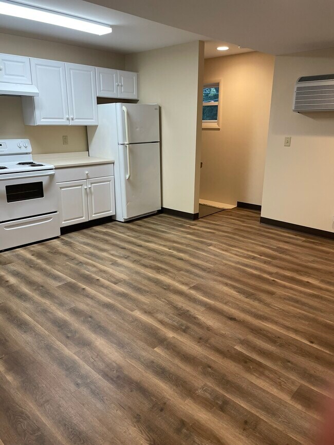 Foto del edificio - 2410 Bell St