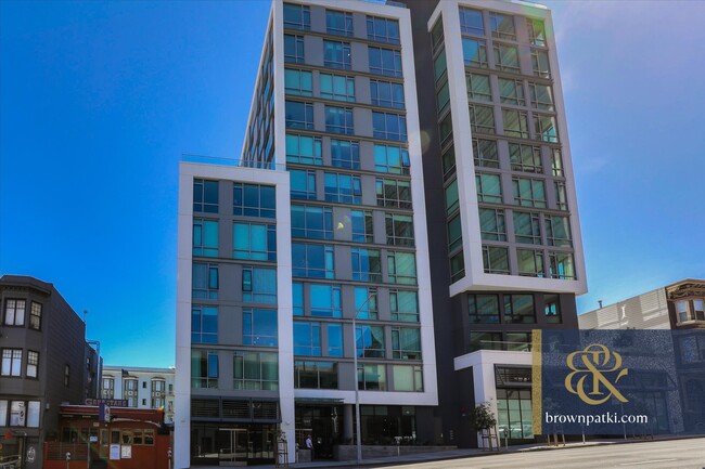 Building Photo - 1545 Pine St