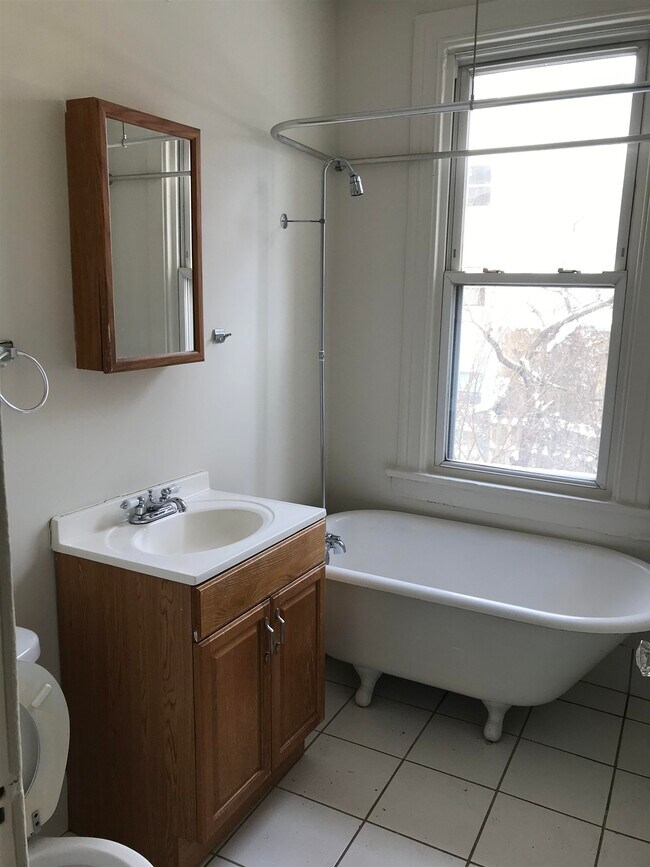 Foto del edificio - 376 2nd St