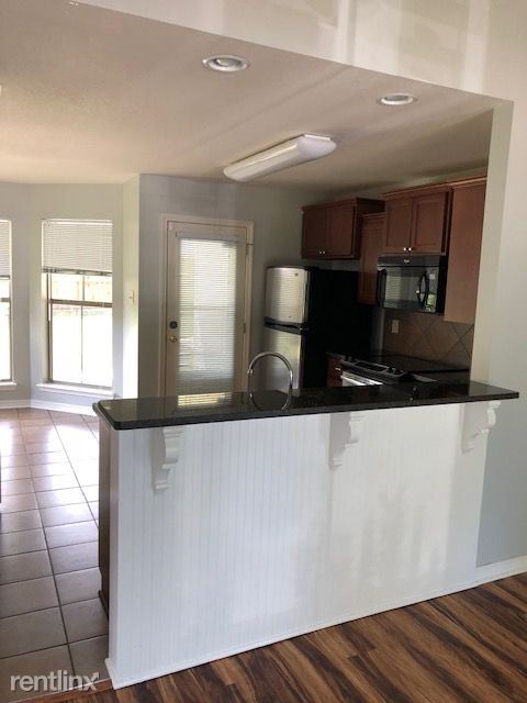 Building Photo - 3 br, 2 bath House - 13709 Lawton Ln