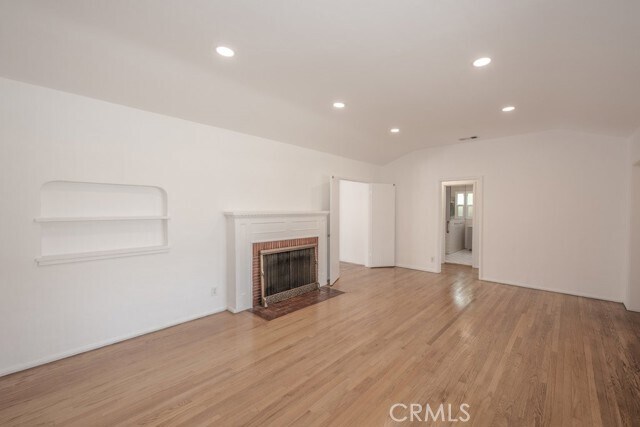 Building Photo - 6229 Agnes Ave