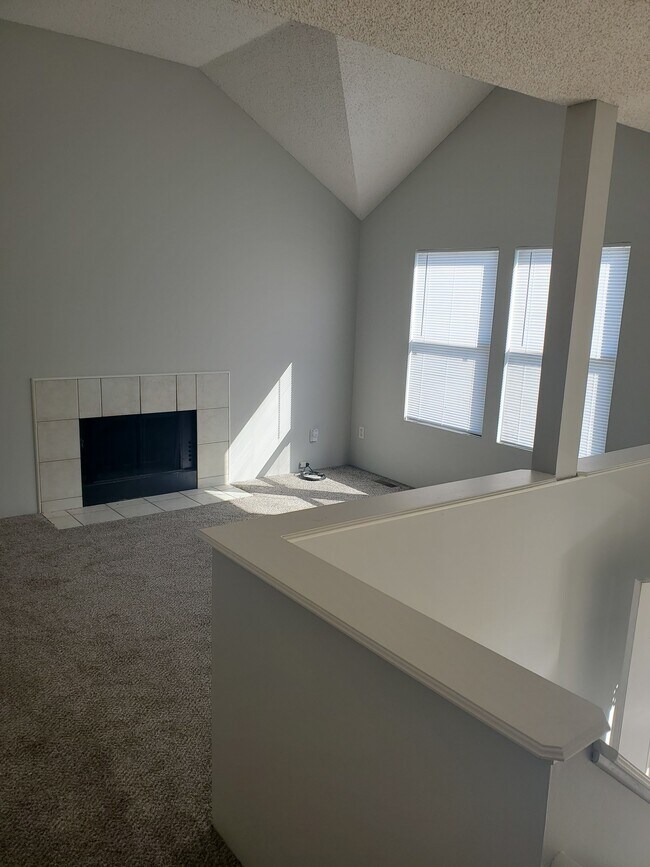 Foto del edificio - 3314 N Tracy Ave