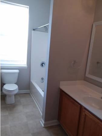 Bathroom - 122 S 9th St