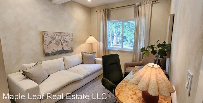 Building Photo - 5 br, 3 bath House - 6714 228th St SW