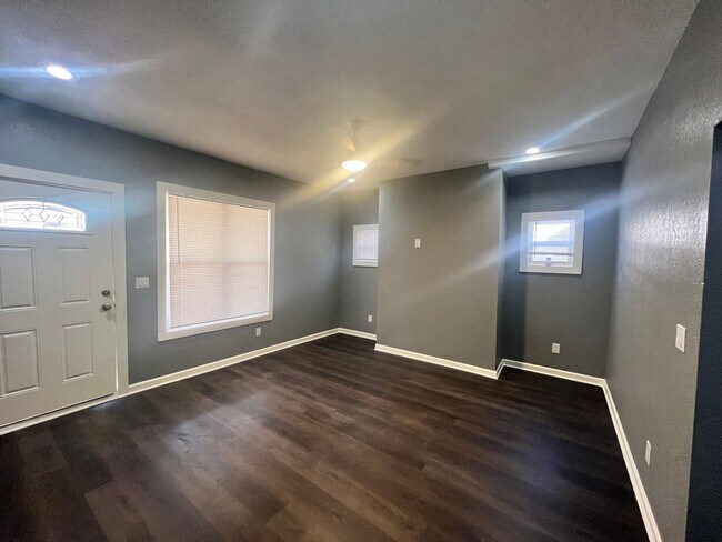 Foto del edificio - 4119 Oak St