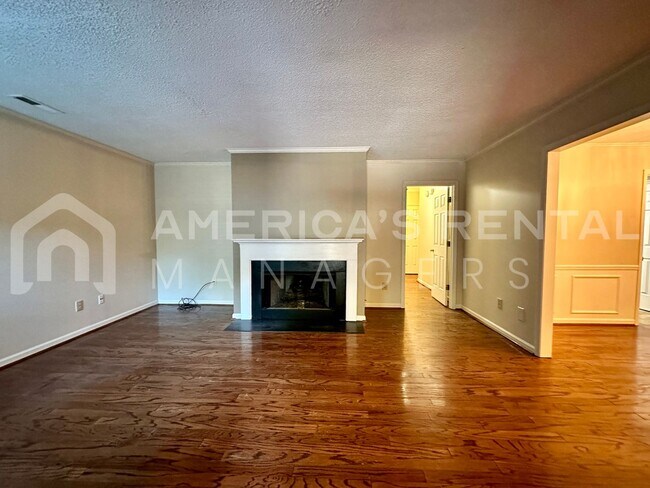 Foto del edificio - Home available for rent in Vestavia Hills!
