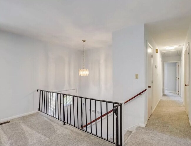 Foto del edificio - 3316 Arrowwood Dr