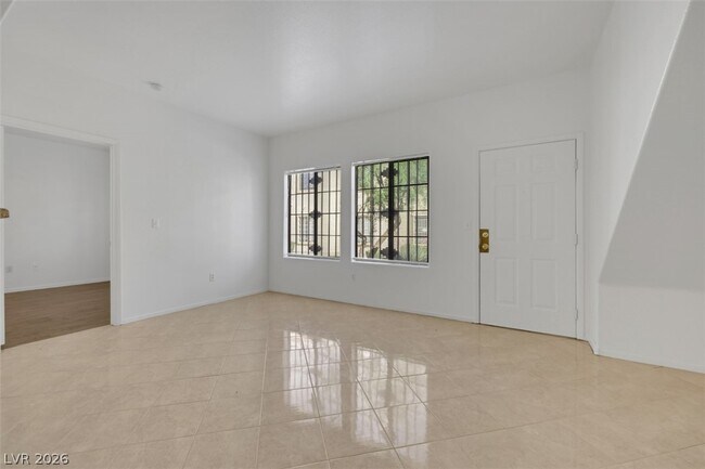 Foto del edificio - 2171 Hussium Hills St