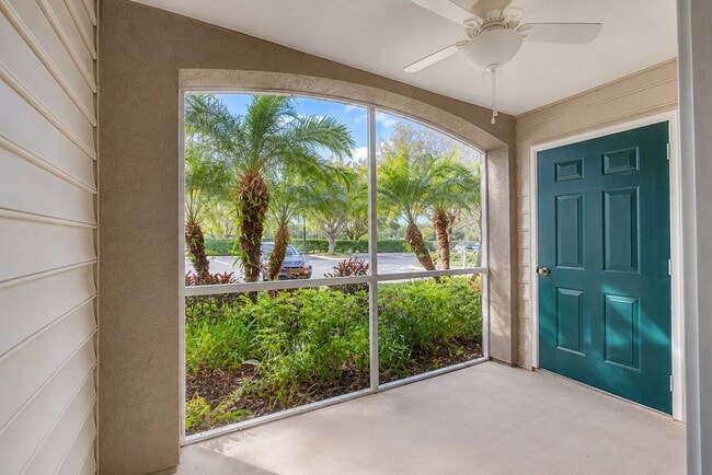 Building Photo - 8917 Manor Loop