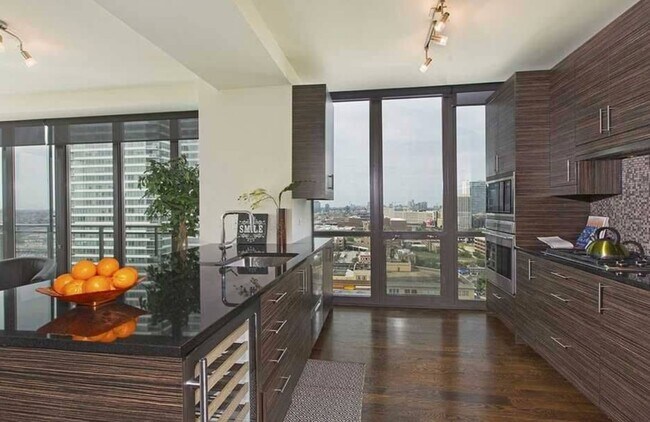 Foto del edificio - 678 W Wayman St