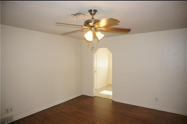 Foto del edificio - Beautiful 3 Bed 1.5 Bath in Midwest City