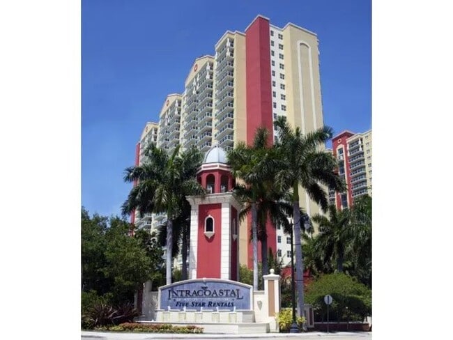 Foto del edificio - 16900 N Bay Rd