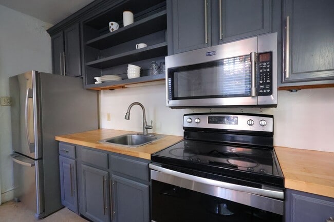 Foto del edificio - 220 W Chestnut St