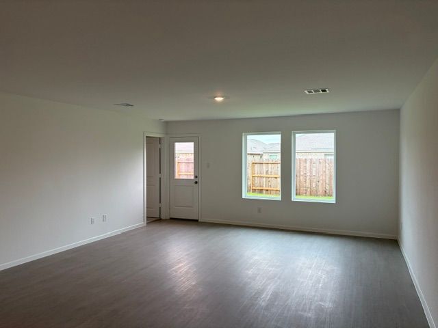 Building Photo - 3020 Huntersville Dr