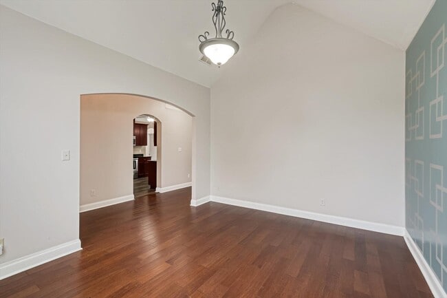 Building Photo - 219 Kickham Ln