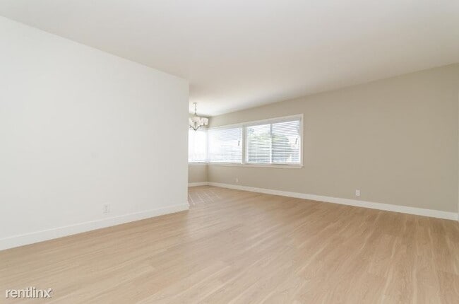 Building Photo - 3724 Inglewood Blvd