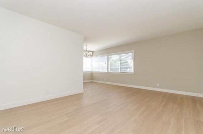 Foto del edificio - 3724 Inglewood Blvd