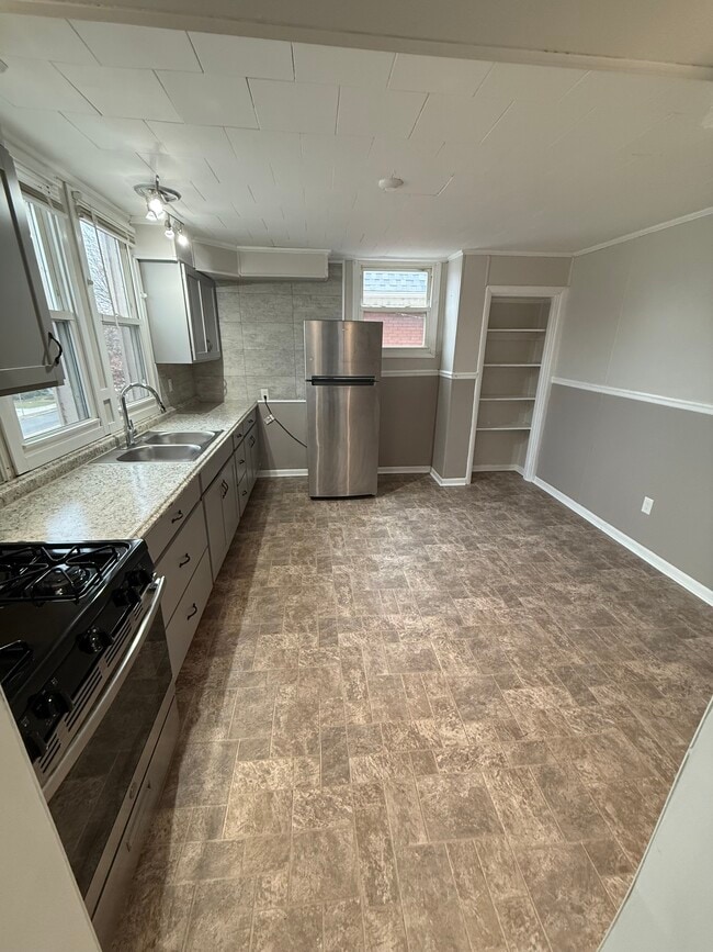 Building Photo - 1715 N 2nd St