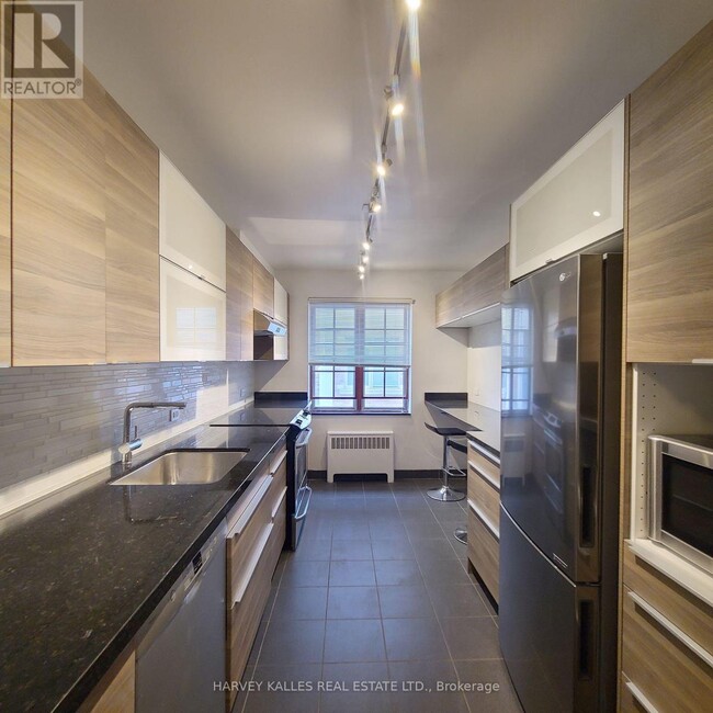 Building Photo - 65 Old Mill Rd