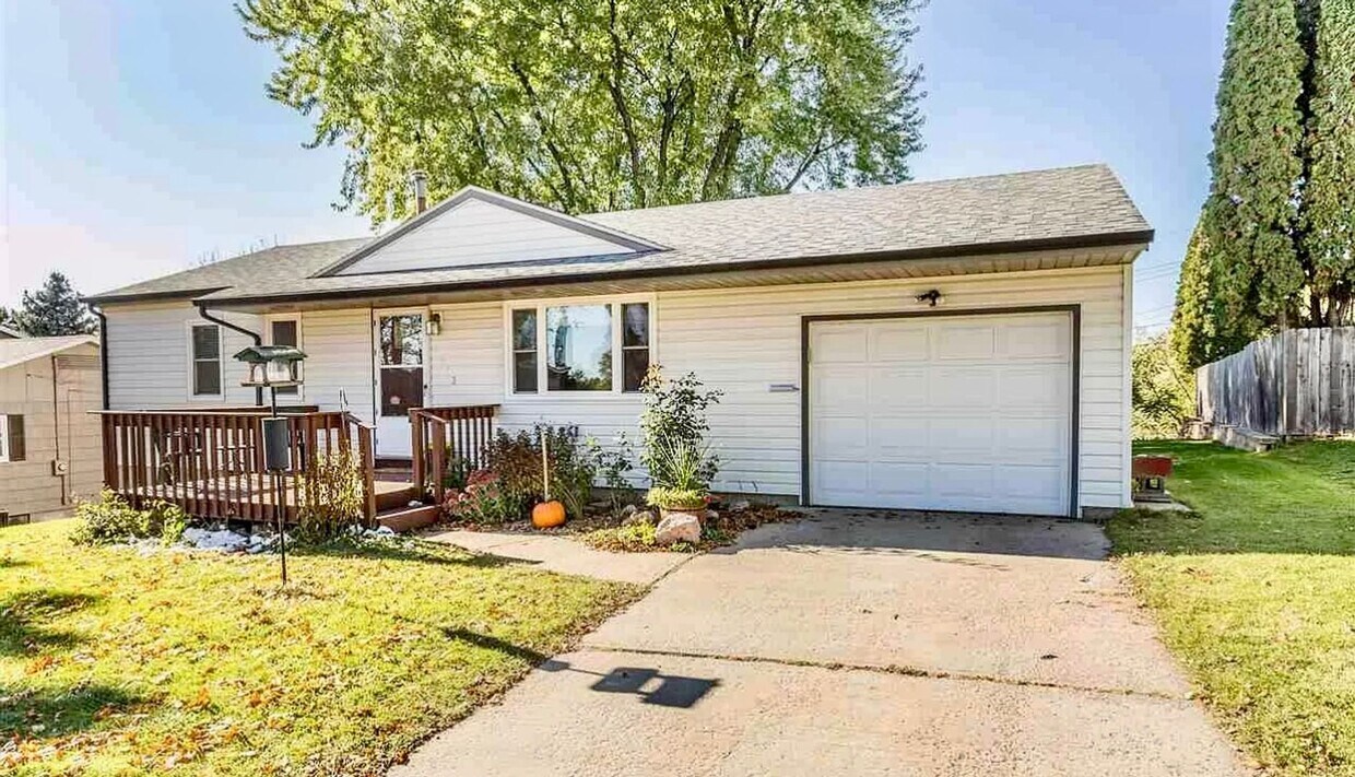 Foto del edificio - Cozy 3 Bedroom on East Side of Sioux Falls