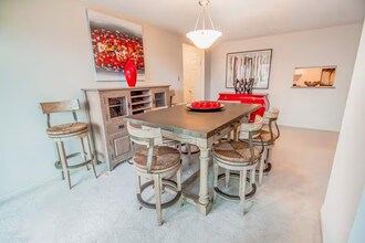 Building Photo - City Place