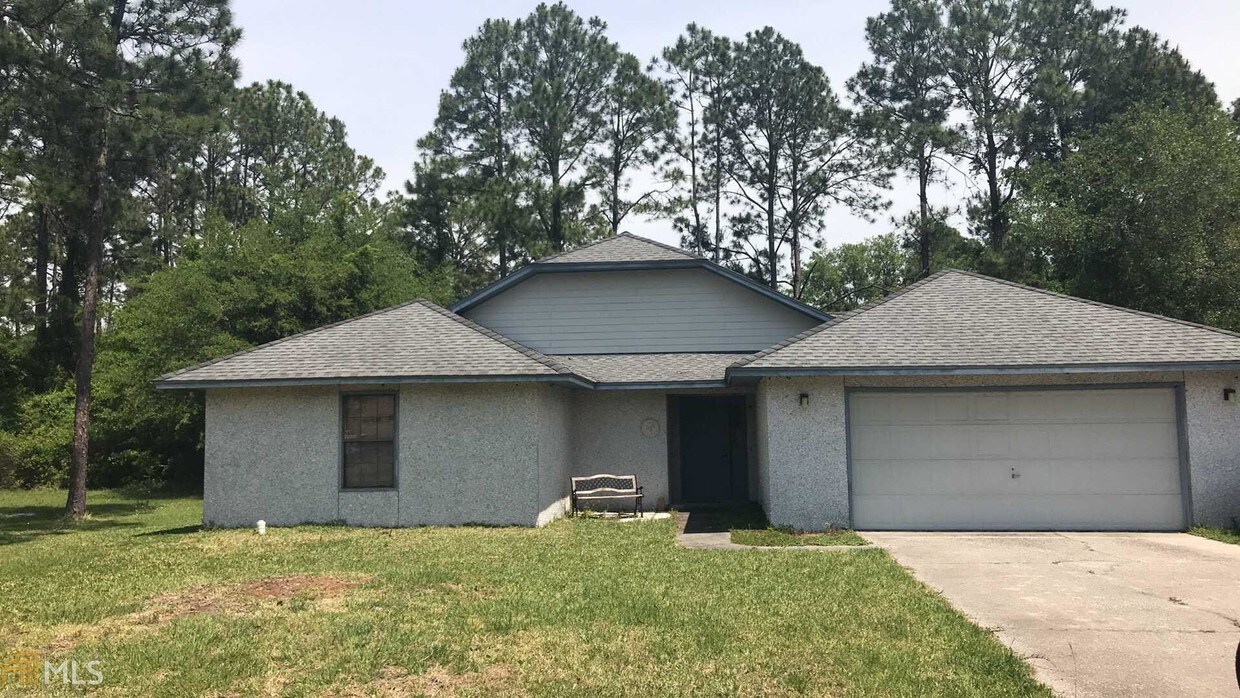 Foto principal - 143 Plantation Oaks Dr
