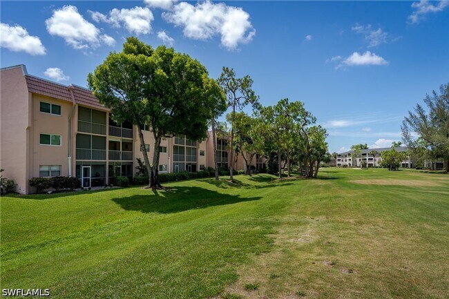Foto del edificio - 180 Turtle Lake Ct