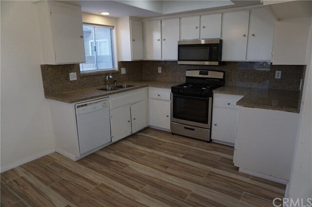 Foto del edificio - 9561 Park St