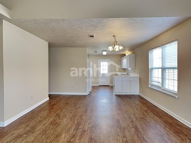 Building Photo - 1513 Waxman Dr