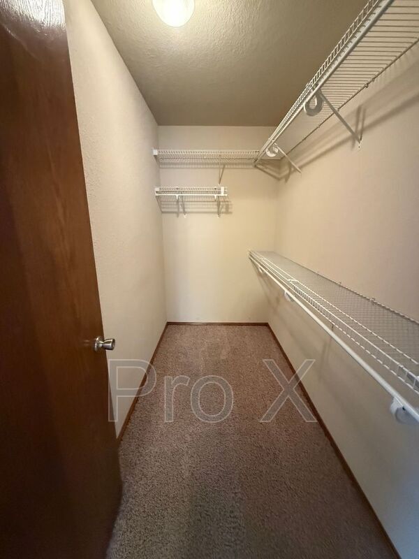 Foto del edificio - 707 Sean Ct