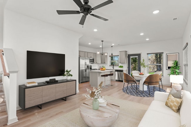 Building Photo - 311 W Broad St