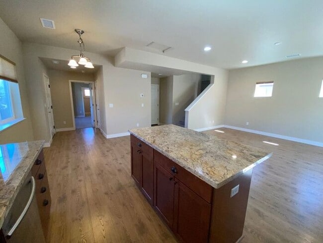 Building Photo - Two Story NW Reno House - 1 Cat Friendly