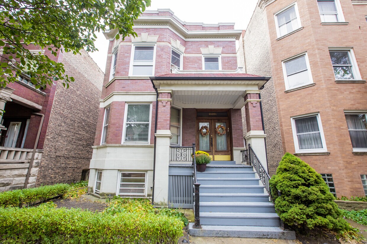 Foto principal - 2251 W Walton St