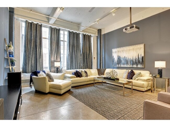 Foto del edificio - 700 N Washington Ave