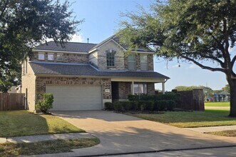 Building Photo - 9823 Red Rugosa Dr