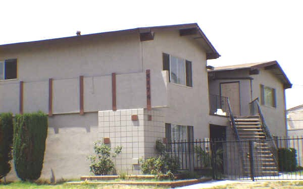 Building Photo - 5174 Bandera St