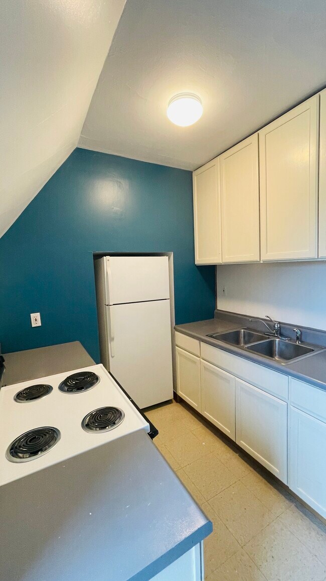 Foto del edificio - 106 Stuart Ave