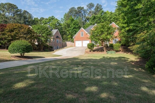 Building Photo - 1512 Fallen Leaf Dr SW