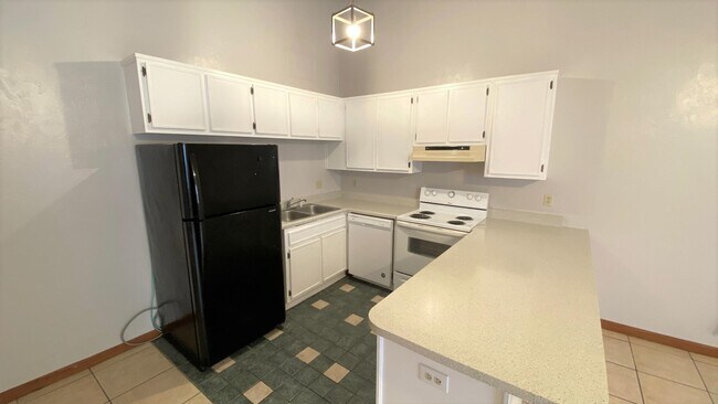 Foto del edificio - 2081 Continental Ave