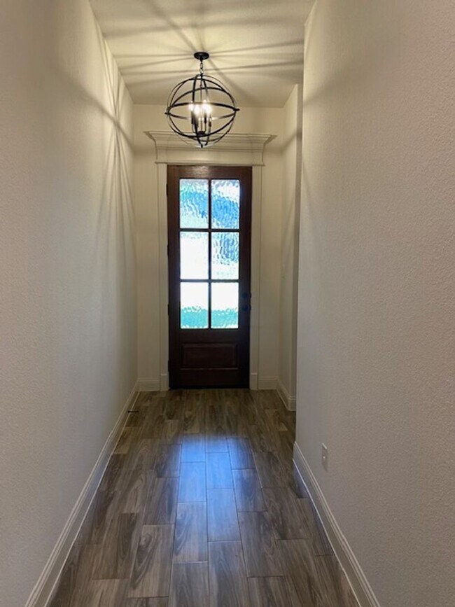 Building Photo - 205 Buckeye Dr., Weatherford, TX  76086