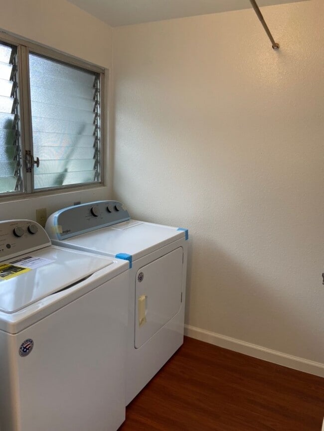 Building Photo - Newly Renovated 3 bedroom 2 bath Town home in Mililani Town