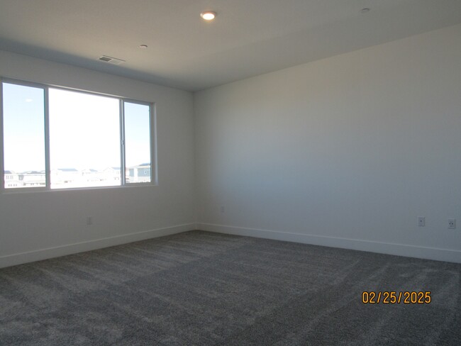 Foto del edificio - 4320 Greenshank Cir