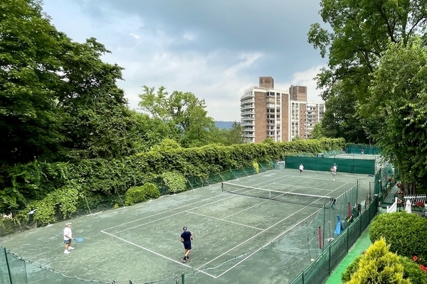 Building Photo - Manor Towers