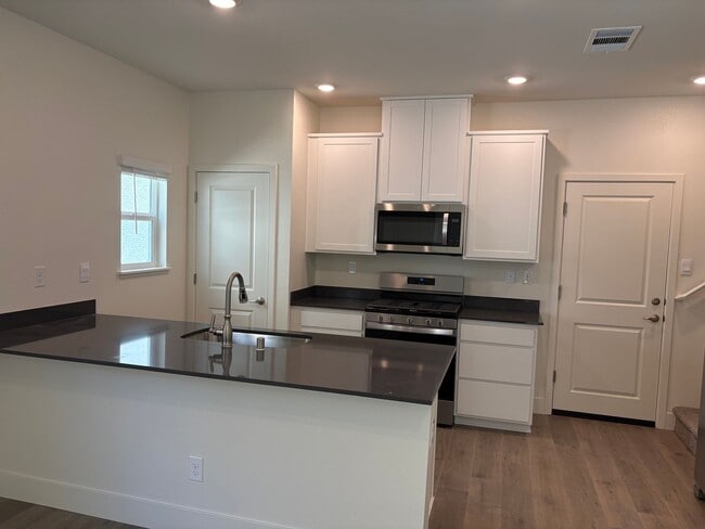 Building Photo - Brand New DR Horton Home in NW Reno!