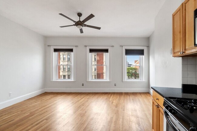 Foto del edificio - 104 Dorchester St
