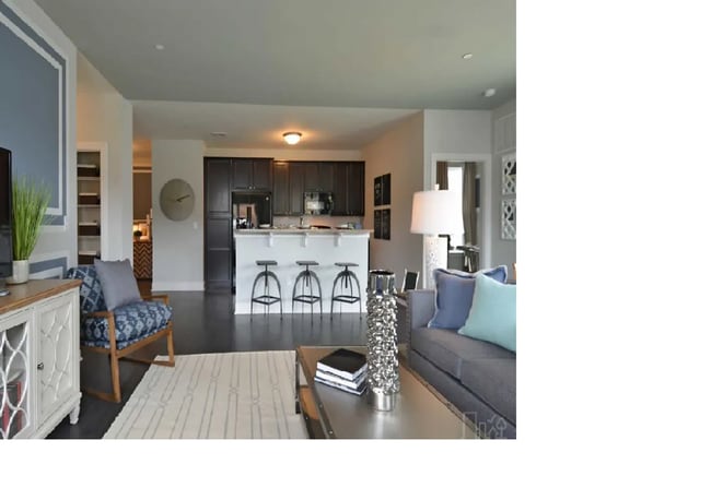 Interior Photo - Essex Chase