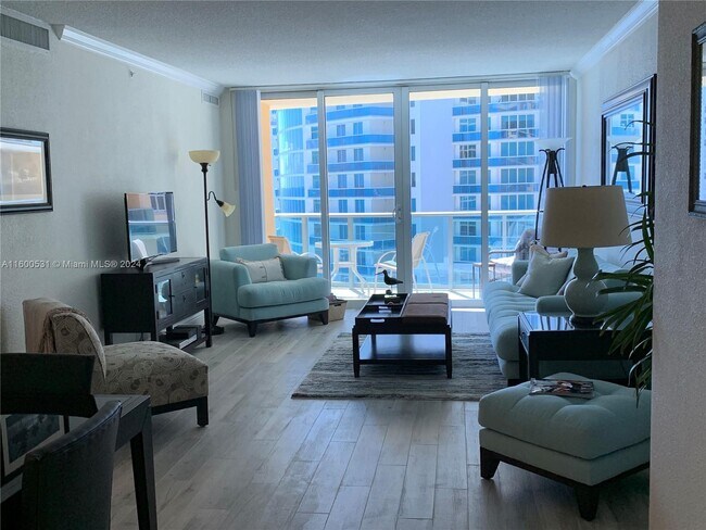 Foto del edificio - 2501 S Ocean Dr